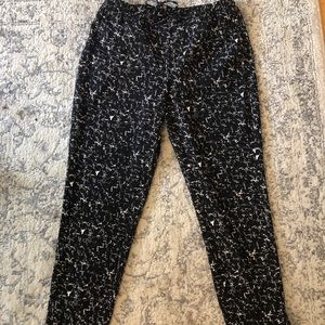 H&M Patterned Pants with tie, size 10